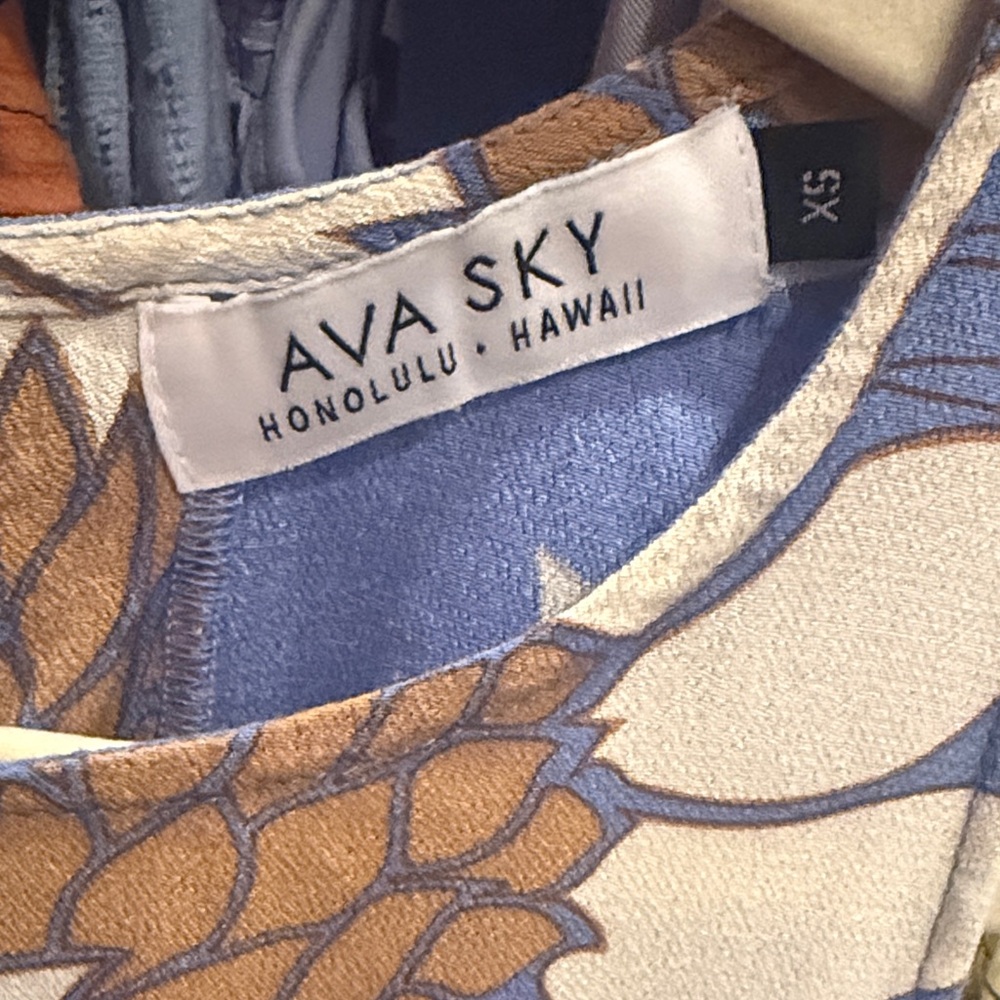 Ava Sky Fighting Eel XS Blue Floral Tank Dress - Picture 2 of 6